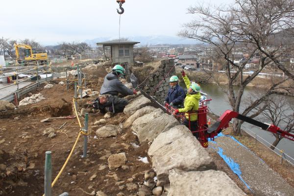 帯曲輪北面解体工事状況