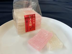 おきな餅（鈴木松月堂）