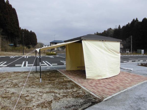 葉ノ木平復興記念公園_防災四阿2