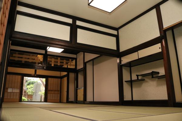 柳屋内観