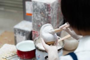 ゼロから作るだるま体験(1)